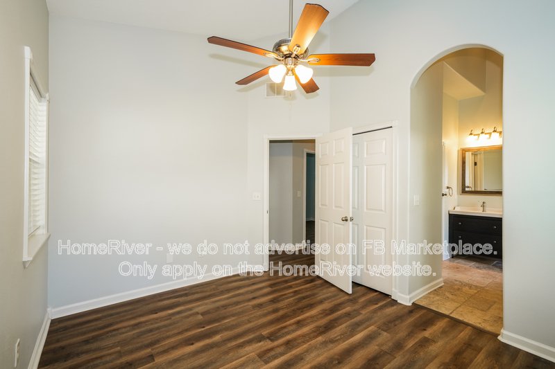 Available Now! Amazing 3 bed 2 bath home! property image