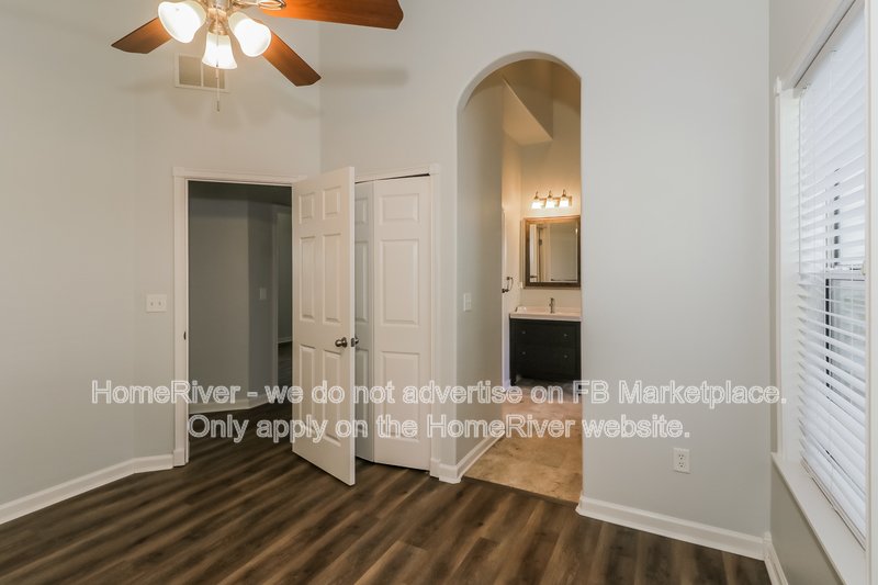 Available Now! Amazing 3 bed 2 bath home! property image