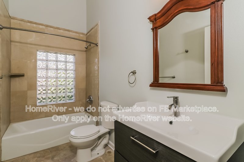 Available Now! Amazing 3 bed 2 bath home! property image