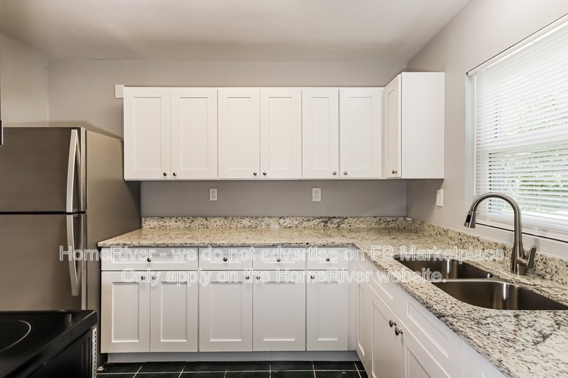 Available Now! Amazing 4 bed 2 bath home! property image