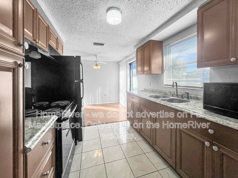 Move-in Ready! 7610 Gulf Highlands Dr property image