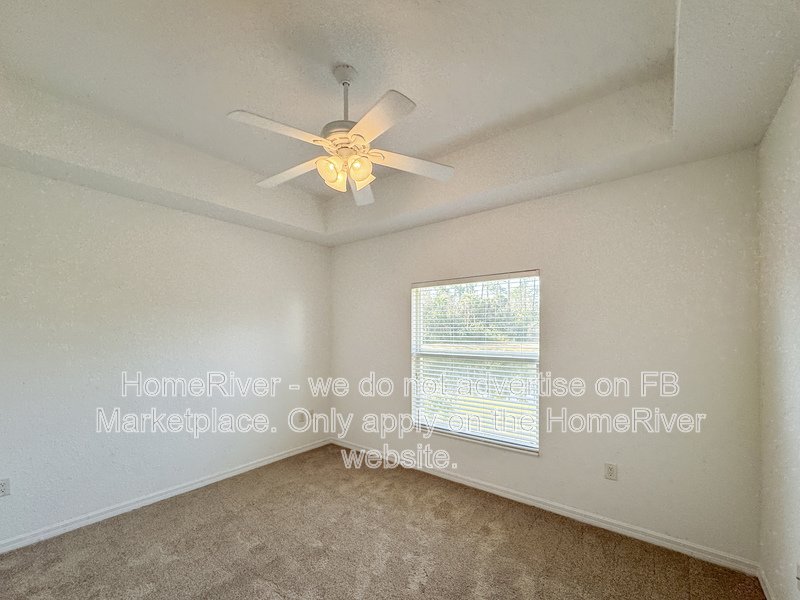 Move In Ready! - 7261 Fountain Palm Circle Bradenton, FL 34203 property image