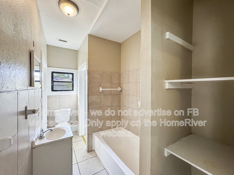 Move-in Ready! 509 27th Ave. S. Saint Petersburg, FL 33705 property image