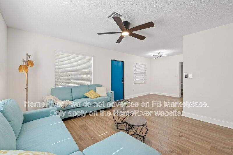 POOL!! property image