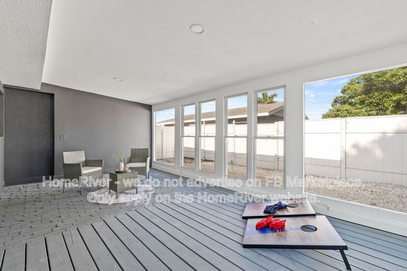 POOL!! property image