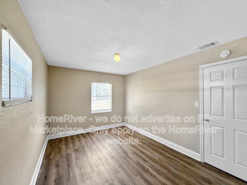 Available Now! Amazing 3 bed 2 bath home! property image