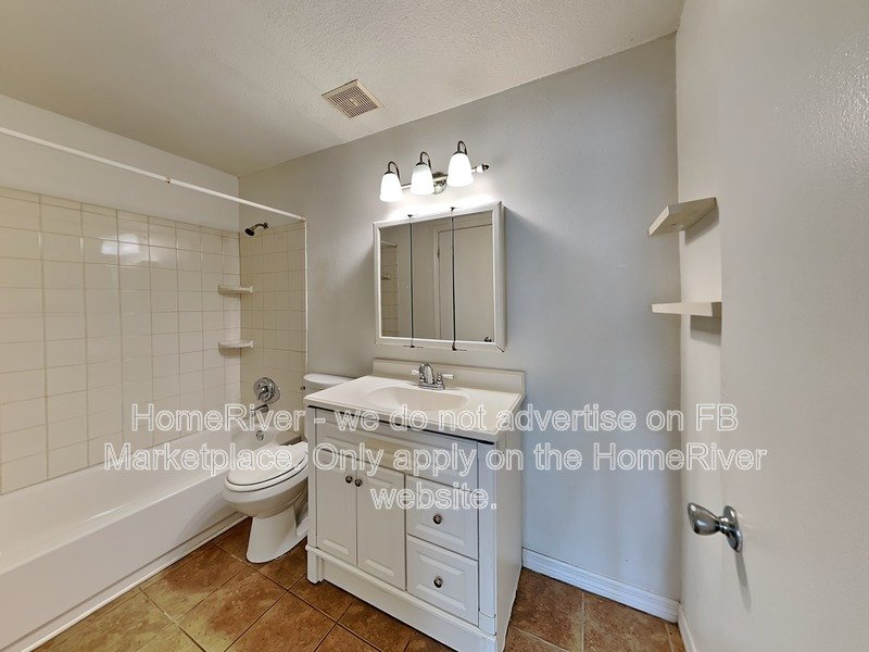 Apply Now!!! 425 WYMORE RD APT 105 property image