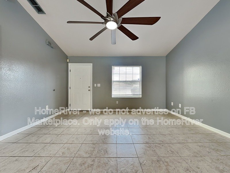 Apply Now!!! 21 Hemlock Radial Loop property image