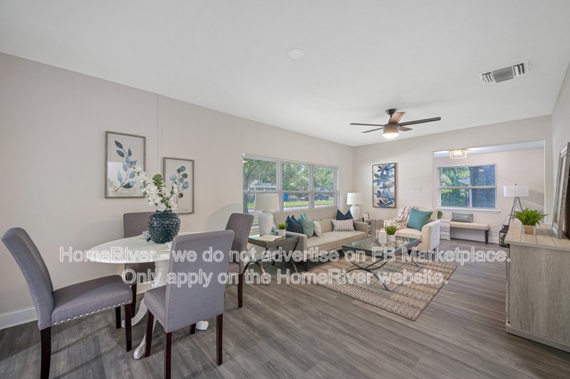 Screened In Lanai with Pool!! property image