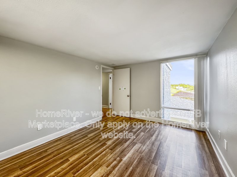 Available Now! Amazing 3 bed 2 bath home! property image
