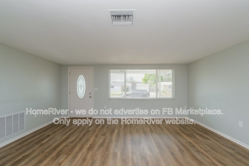 Available Now! Amazing 3 bed 2 bath home! property image
