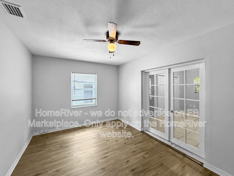 Available Now! Amazing 5 bed 3 bath home! property image