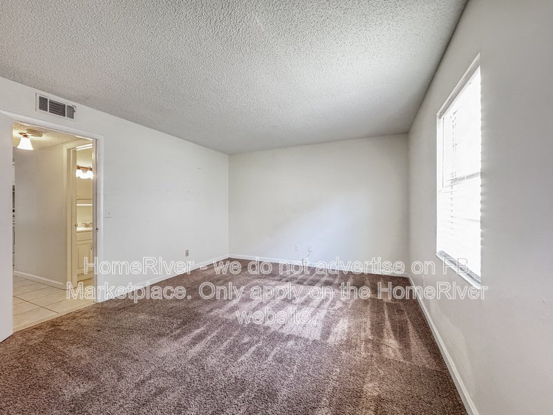 GREAT LOCATION -  SECTION 8 ACCEPTED property image