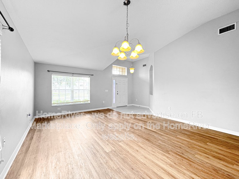 Spacious 4BR Home - Nearly 2,000 Sq Ft in Hampton Hills property image