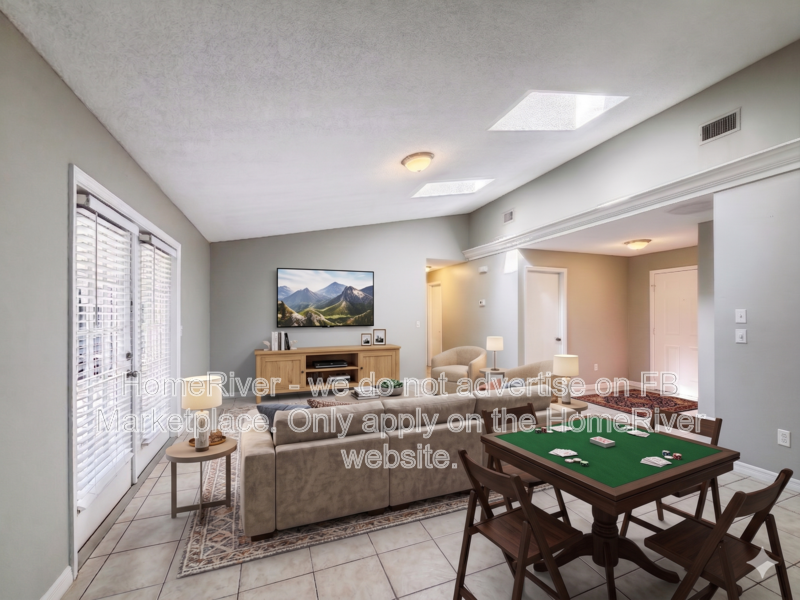 Available Now! Amazing 3 bed 2 bath home! property image