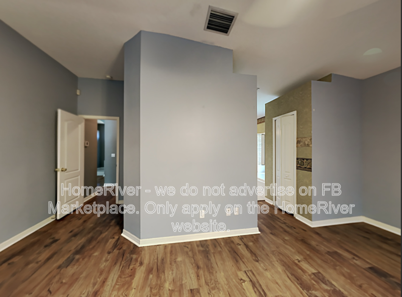 Spacious 3BR Pool Home - Pet Friendly -  Fishhawk Living property image