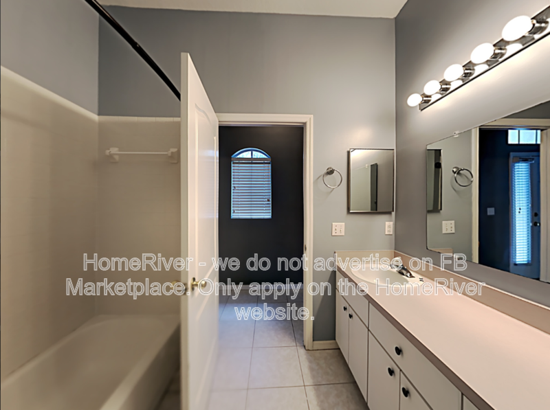 Spacious 3BR Pool Home - Pet Friendly -  Fishhawk Living property image