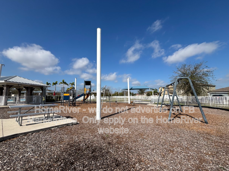 4BR Home with Loft - Fenced Yard - Resort Amenities! property image