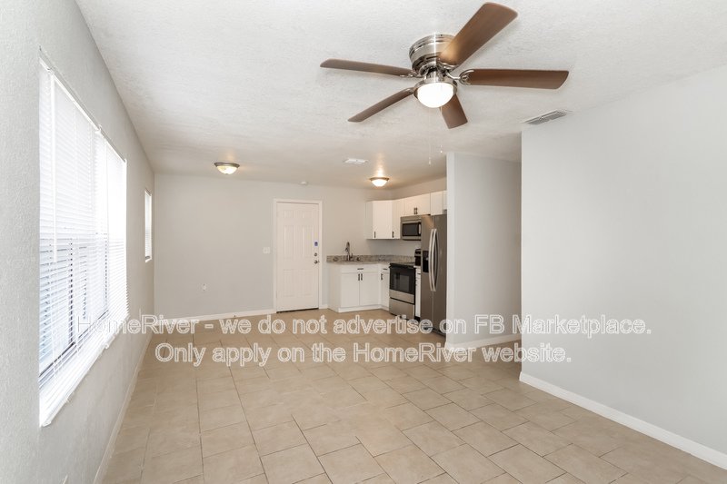 Adorable 3 bed 2 bath Single Family Home property image
