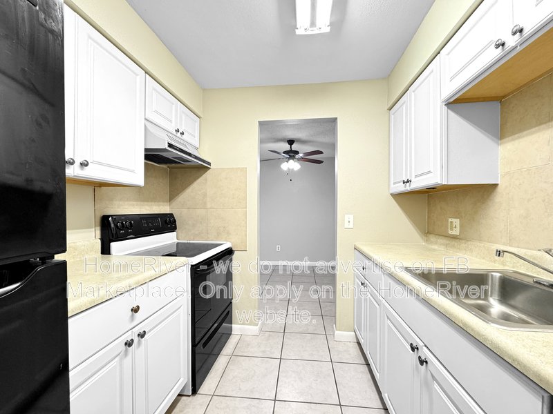 GREAT LOCATION - SECTION 8 ACCEPTED property image