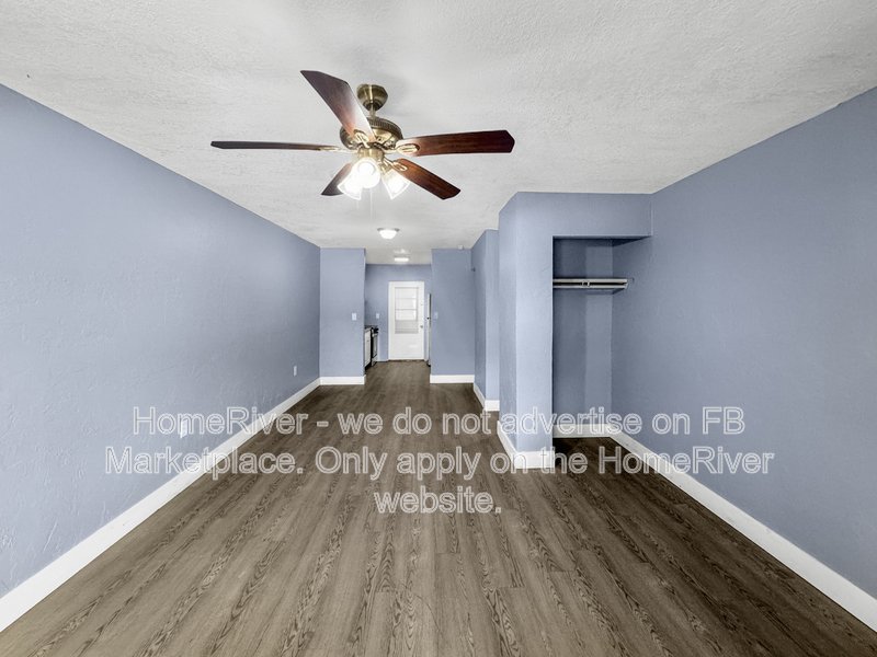Bradenton Charm - Renovated 2BR w/ Screened Lanai property image