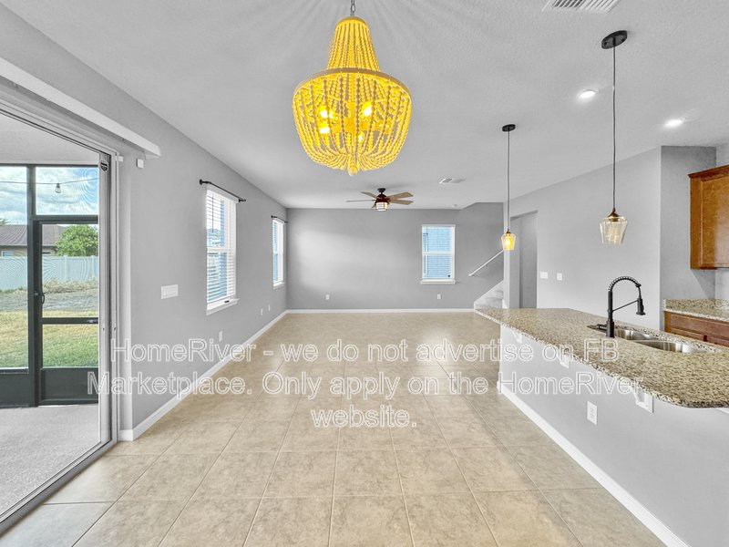 Spacious 3BR + Loft - Screened Lanai - Resort-Style Amenities property image