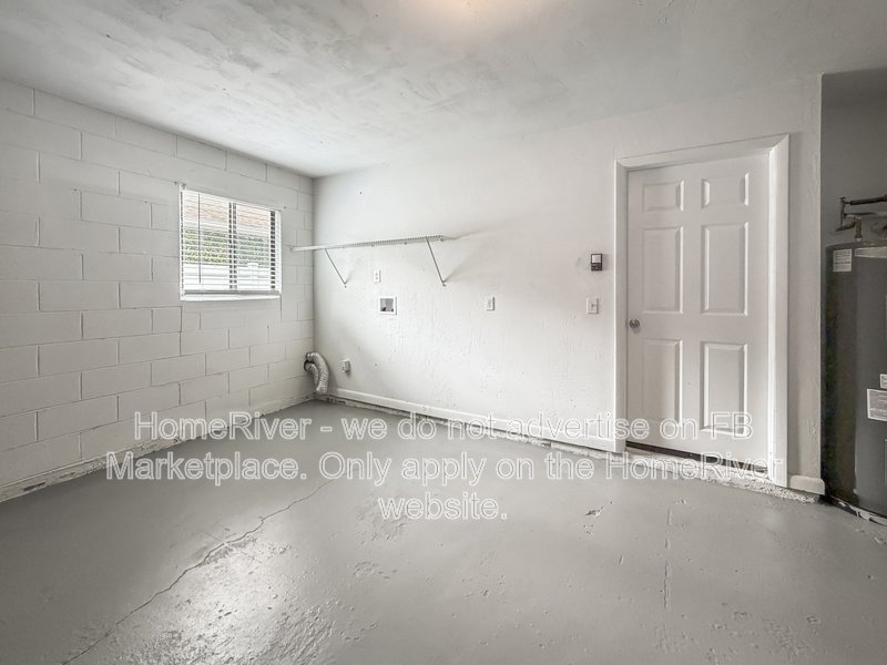 Available Now! Amazing 3 bed 2 bath home! property image