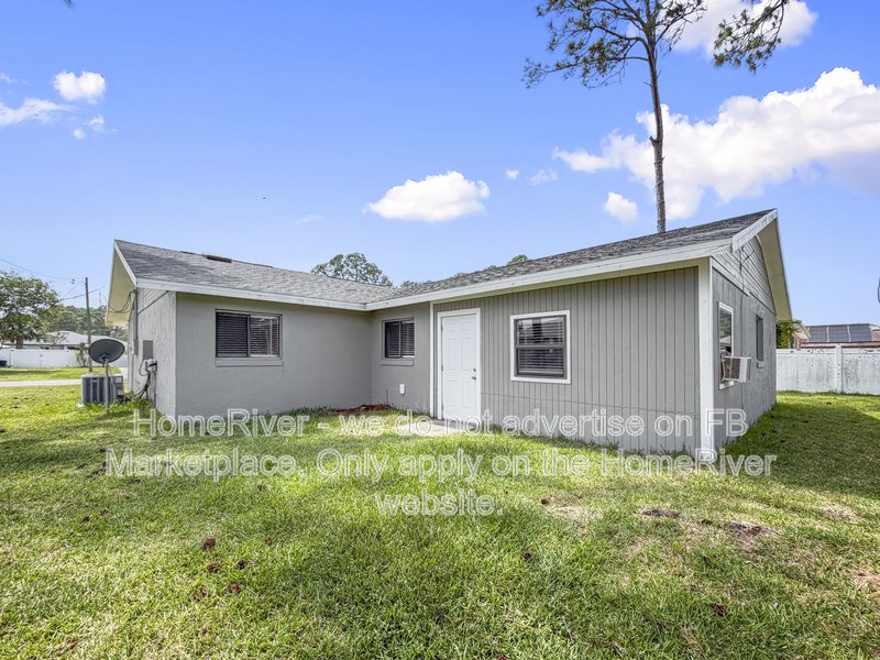 Available Now! Amazing 3 bed 2 bath home! property image