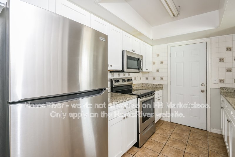 Available Now! Amazing 4 bed 3 bath home! property image