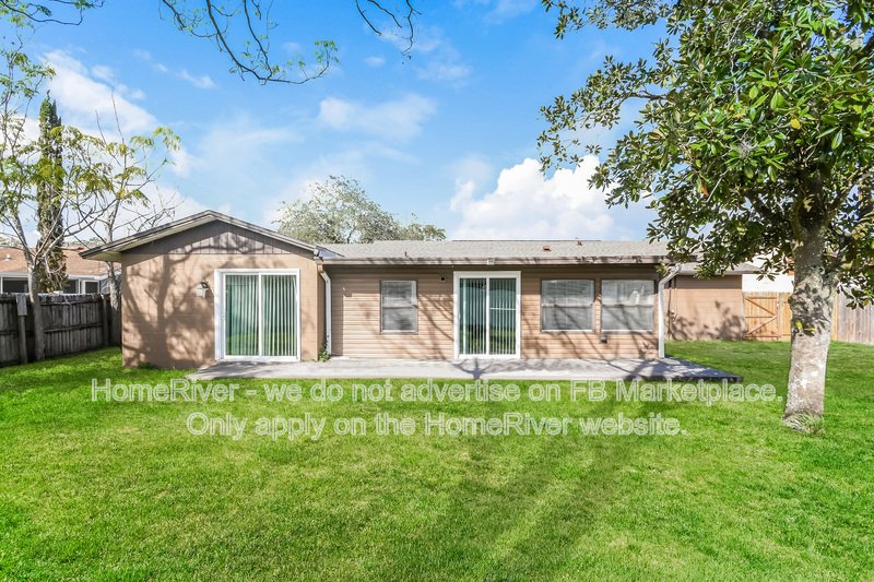 Available Now! Amazing 4 bed 3 bath home! property image