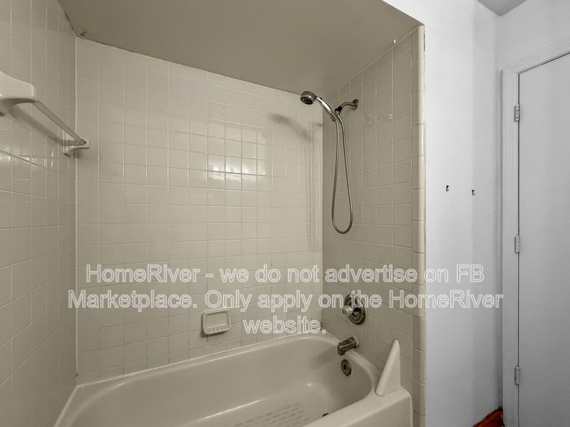 Apply Now!!! 12253 Augusta Woods Cir property image