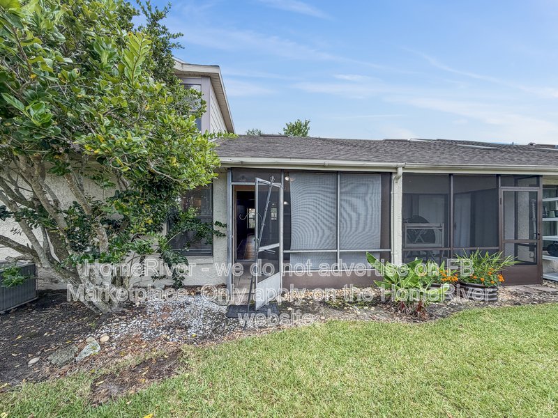 Apply Now!!! 12253 Augusta Woods Cir property image