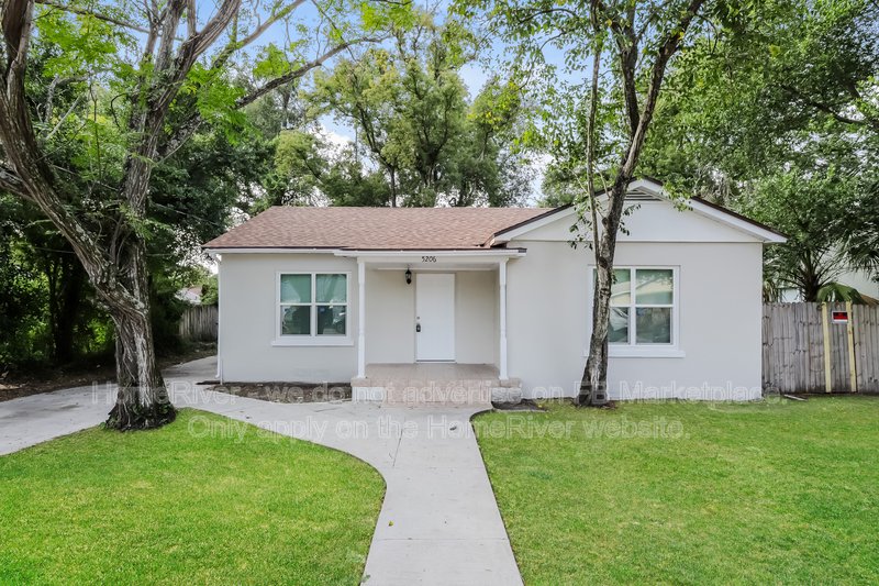 Coming Soon | Pets Welcome | 3 Beds property image