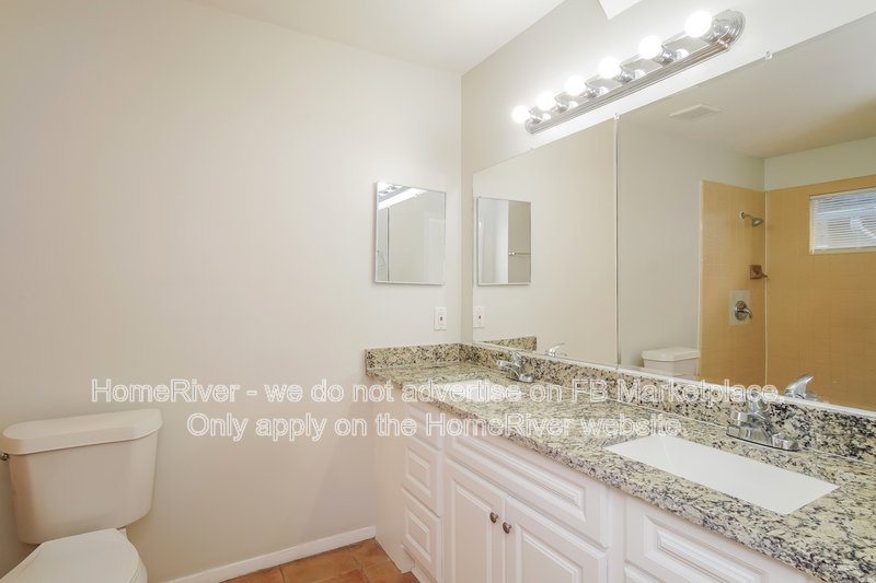 Coming Soon | Pets Welcome | 4 beds | Screened in Lanai property image