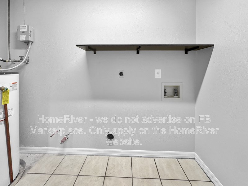 Apply Now !!! 4021 NE 6TH CT, property image