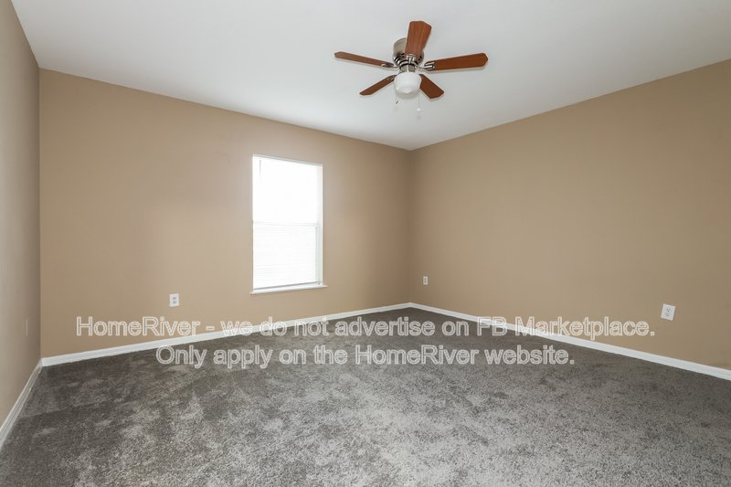 Coming Soon | Pets Welcome | 2 Car Garage | Concrete Patio property image