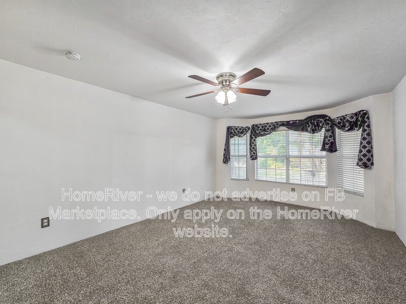 Apply Today!!! 4325 NE 3RD CT, property image