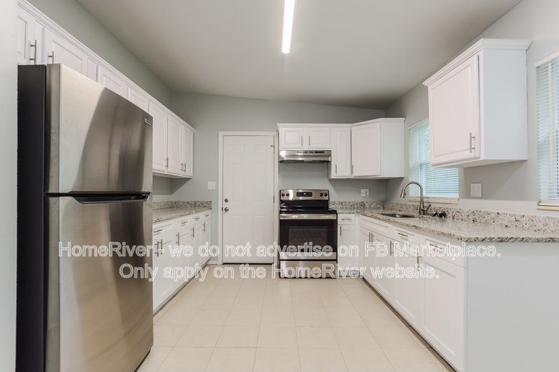 Coming Soon | Pets Welcome | 3 Beds | Covered Carport property image