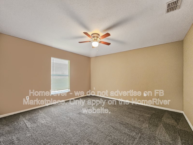 Available Now | Pets Welcome | 2 Car Garage | Concrete Patio property image