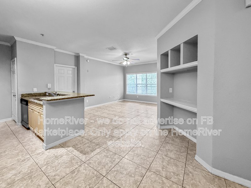 Upgraded 2/2 Condo on the 2nd floor in Mosaic! property image
