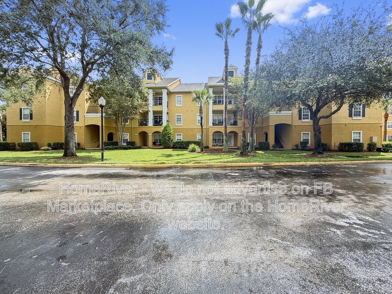 Upgraded 2/2 Condo on the 2nd floor in Mosaic! property image