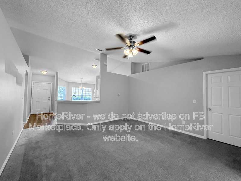 Available Now | Pets Welcome | 2 Car Garage | Screened-in Patio property image