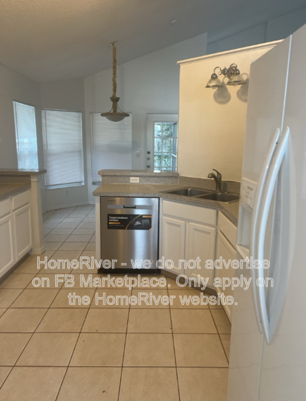 2932 Pembridge St property image
