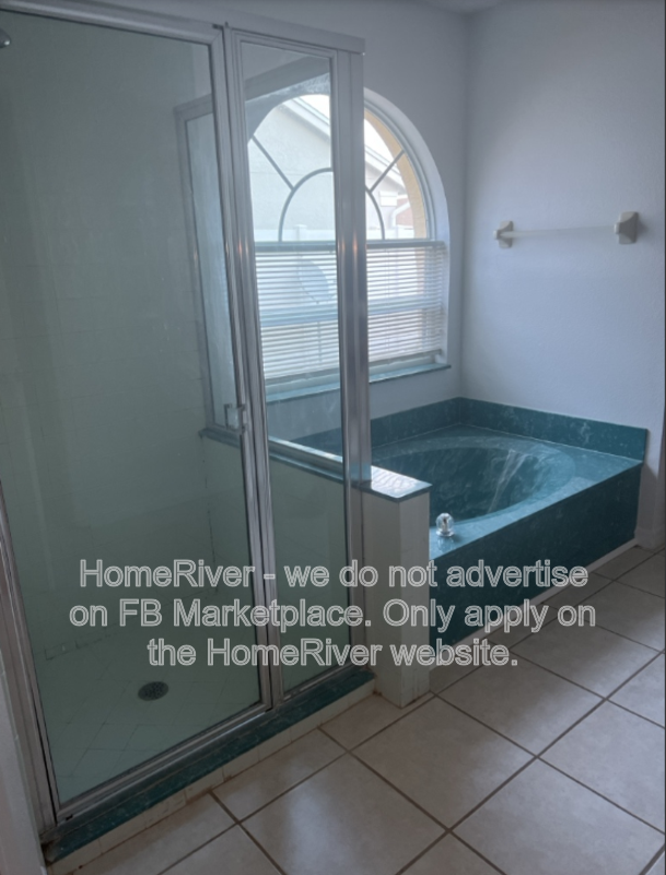 2932 Pembridge St property image
