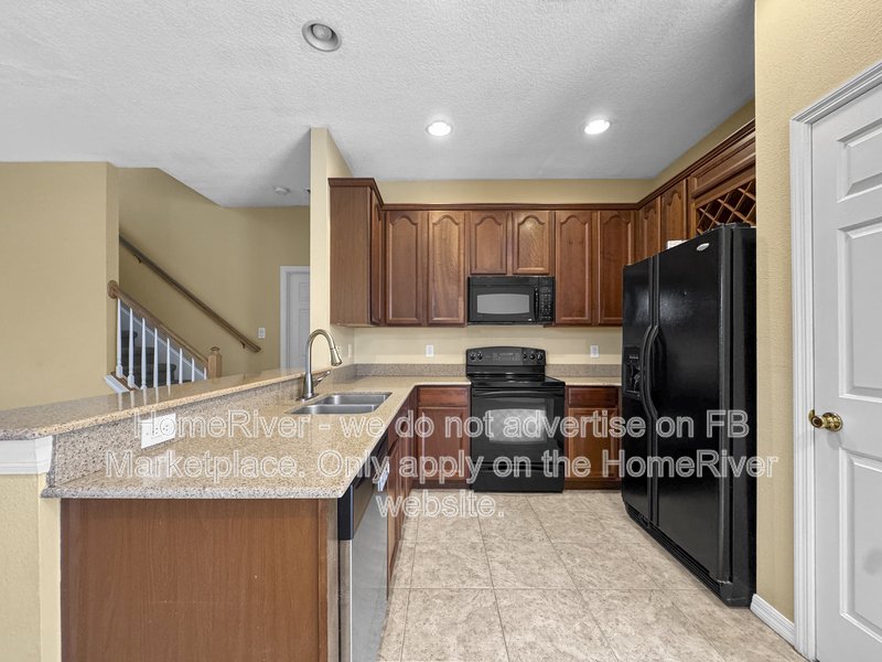 Community Pool | Pool Access | 2-Car Garage | Garage property image