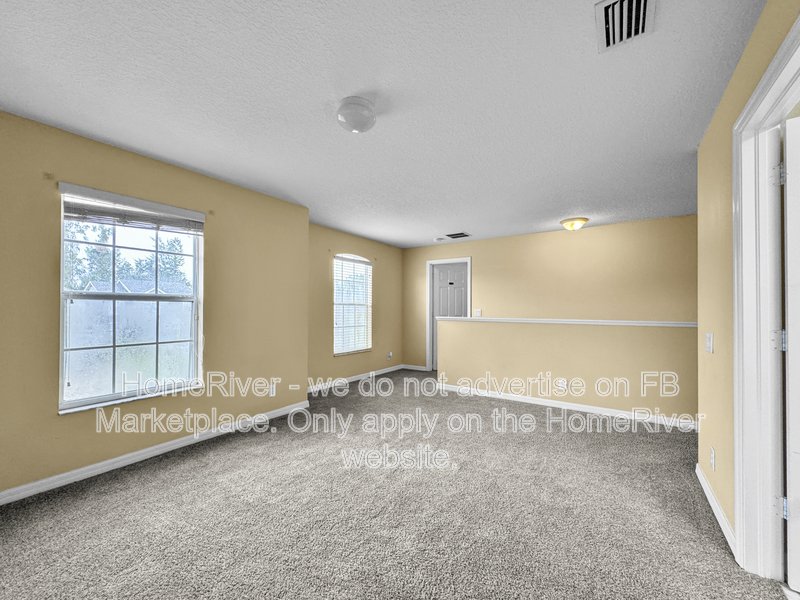 Community Pool | Pool Access | 2-Car Garage | Garage property image