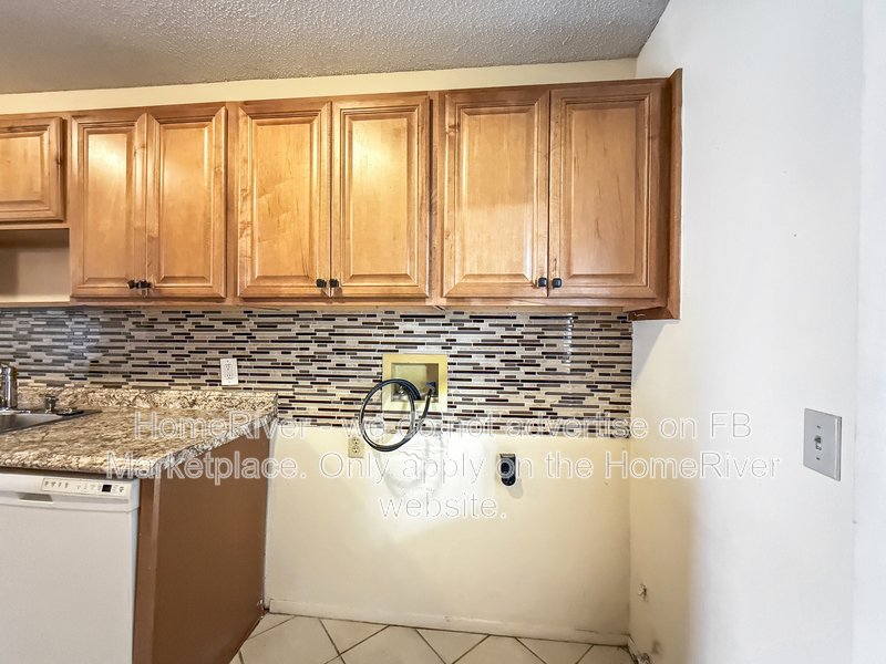 3 Bedroom | 2 Bath | Lawn Service Included | Pet-Friendly property image