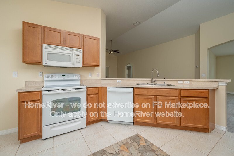 4 Bed / 3 Bath | Garage | Pet-Friendly | Internet Ready property image