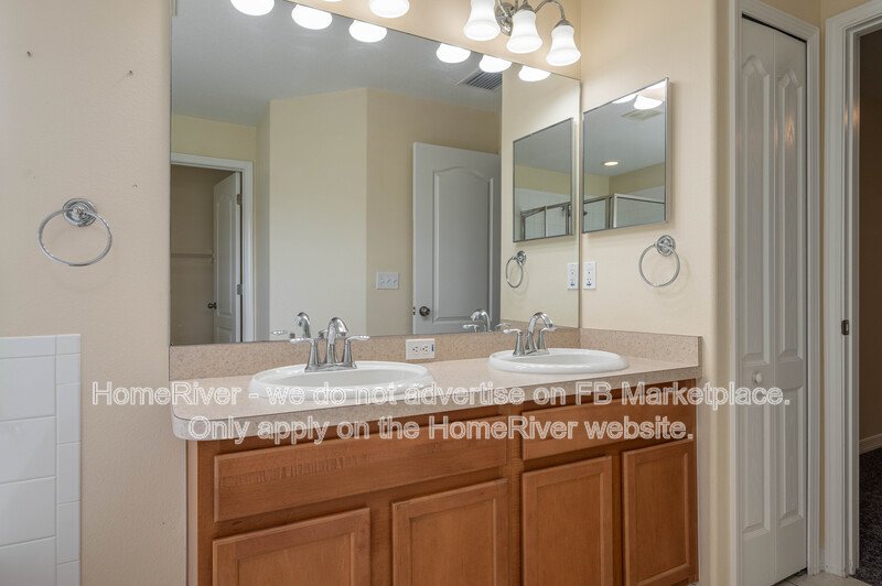 4 Bed / 3 Bath | Garage | Pet-Friendly | Internet Ready property image